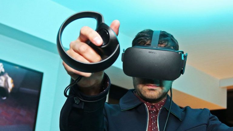 Oculus Rift and Touch bundle Available For $399 but Only for next six weeks,
